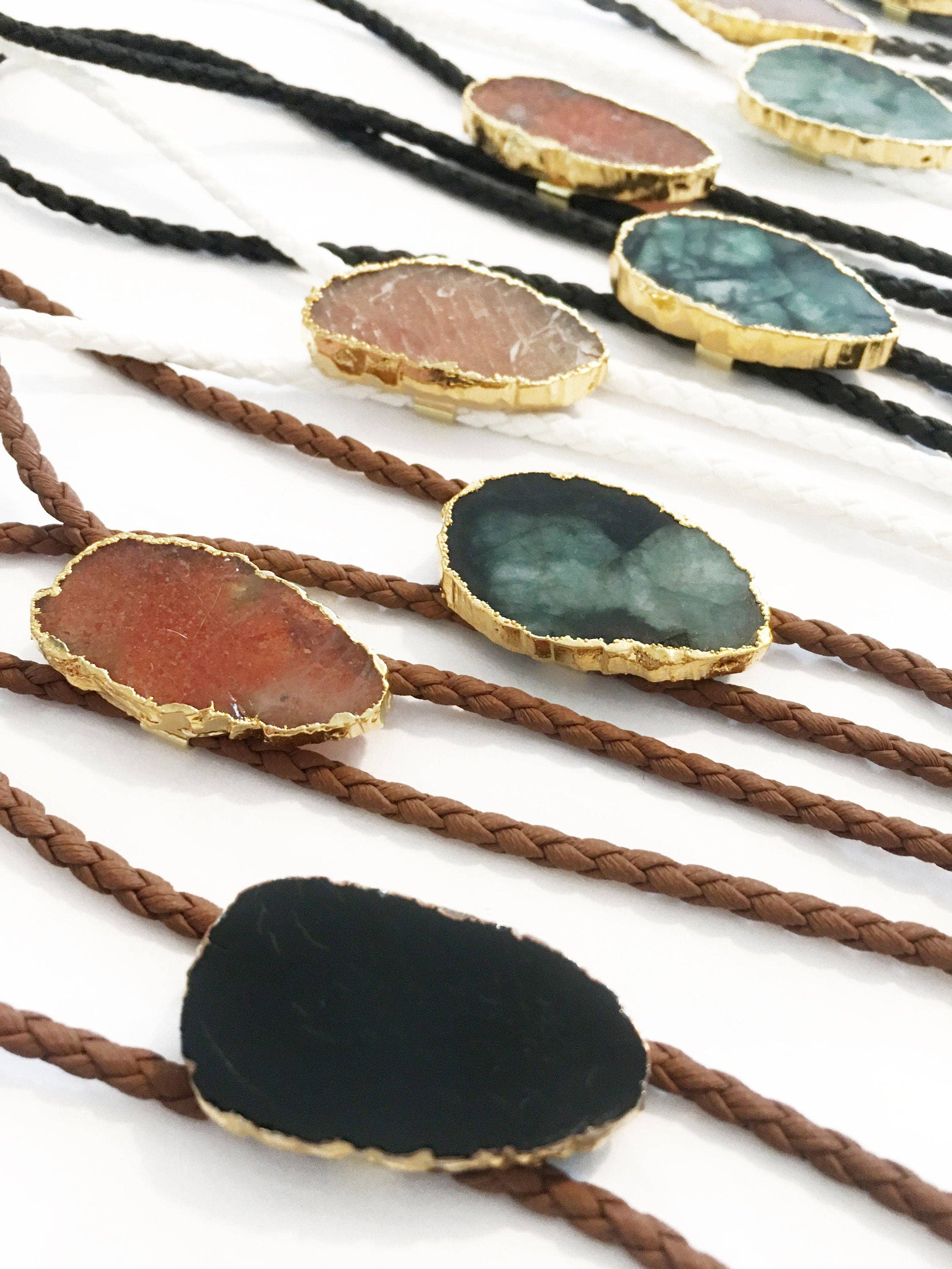 Gemstone Bolo Tie - Onyx (Gold)