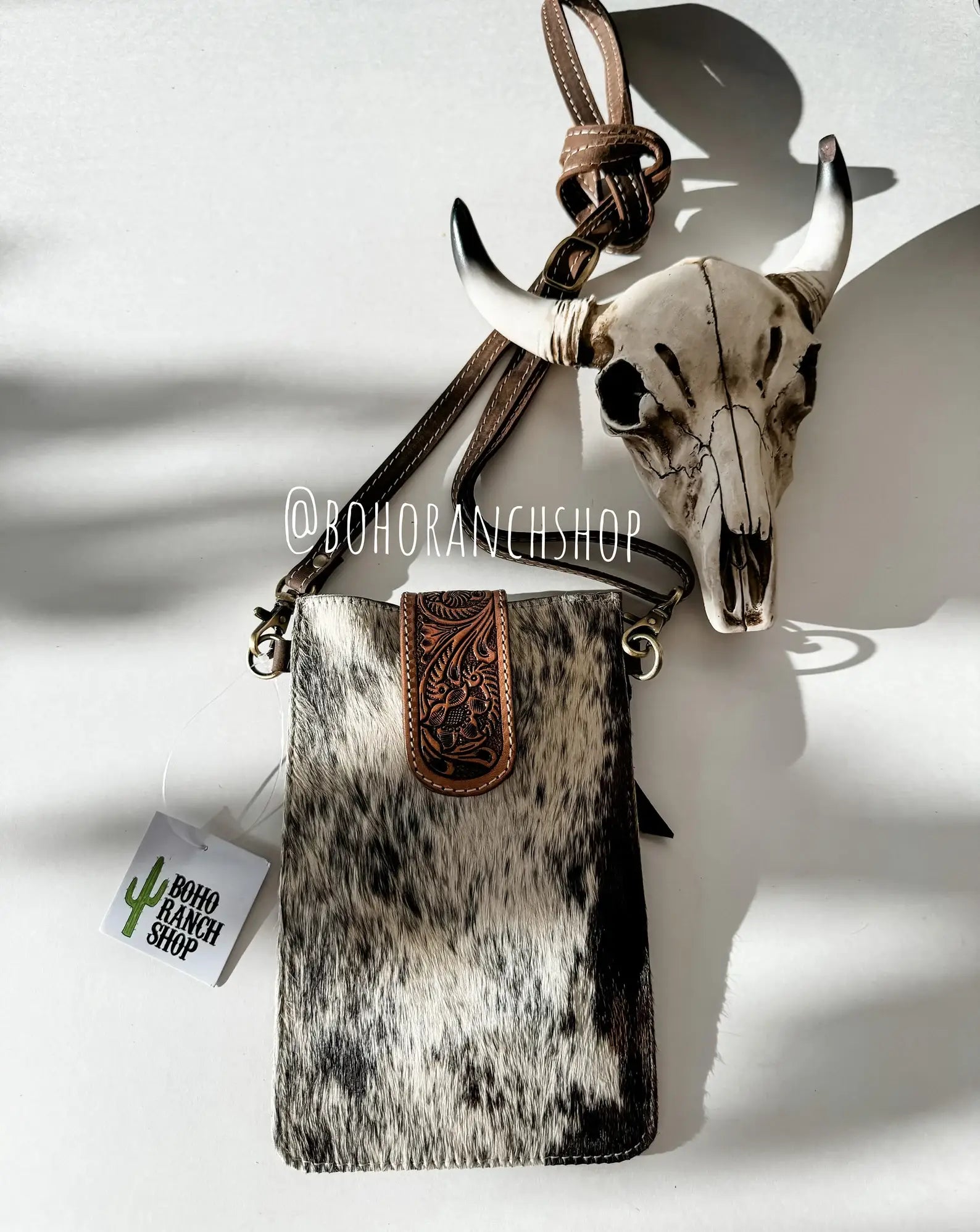 Western Tooled Leather Cowhide Mobile Pouch
