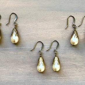 Classic Antique Pearl Drop Earring