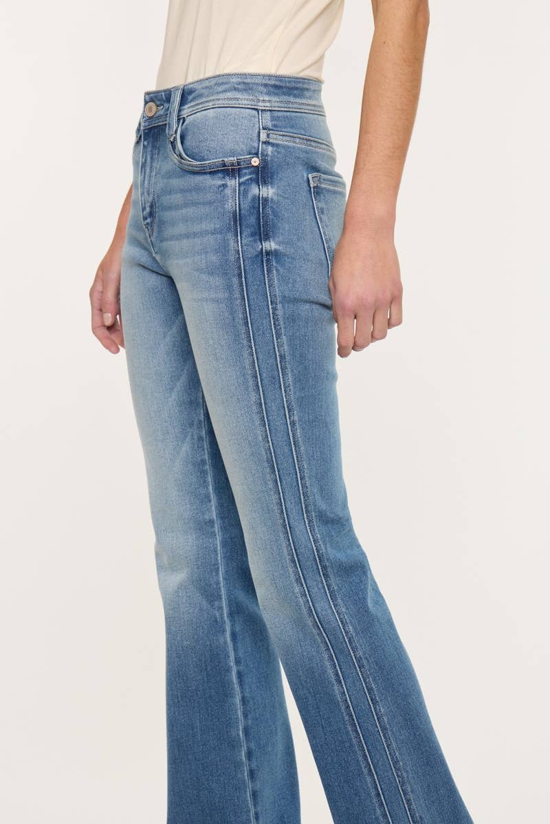 Mid-Rise Bootcut Kan Can Jeans