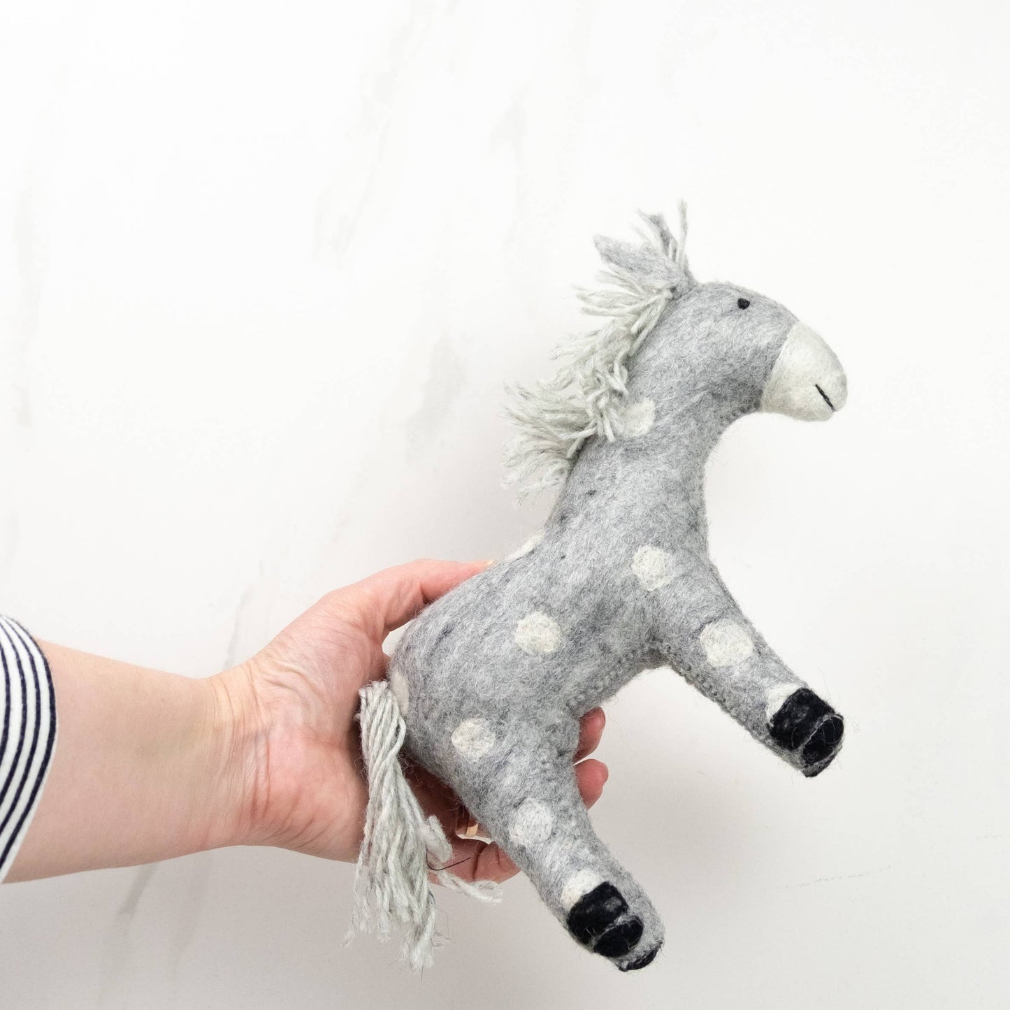 Horse - Dapple Grey Large