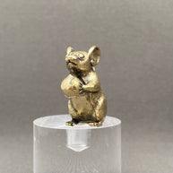 Brass mouse