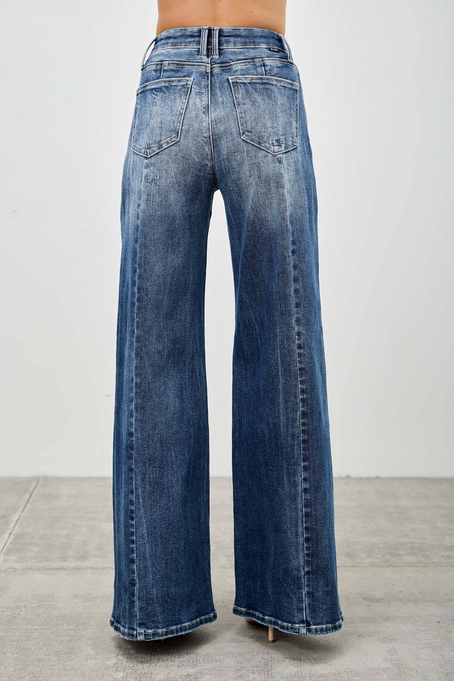 Mid-Rise Wide Leg Jeans