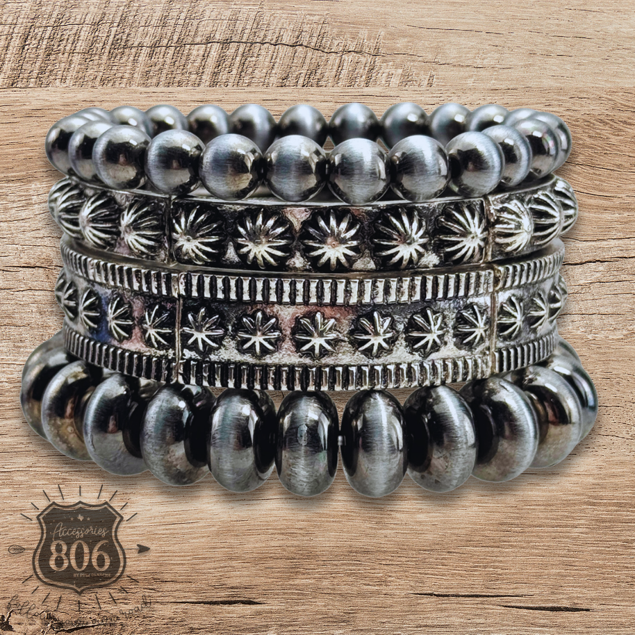 Silver cuff bracelet set