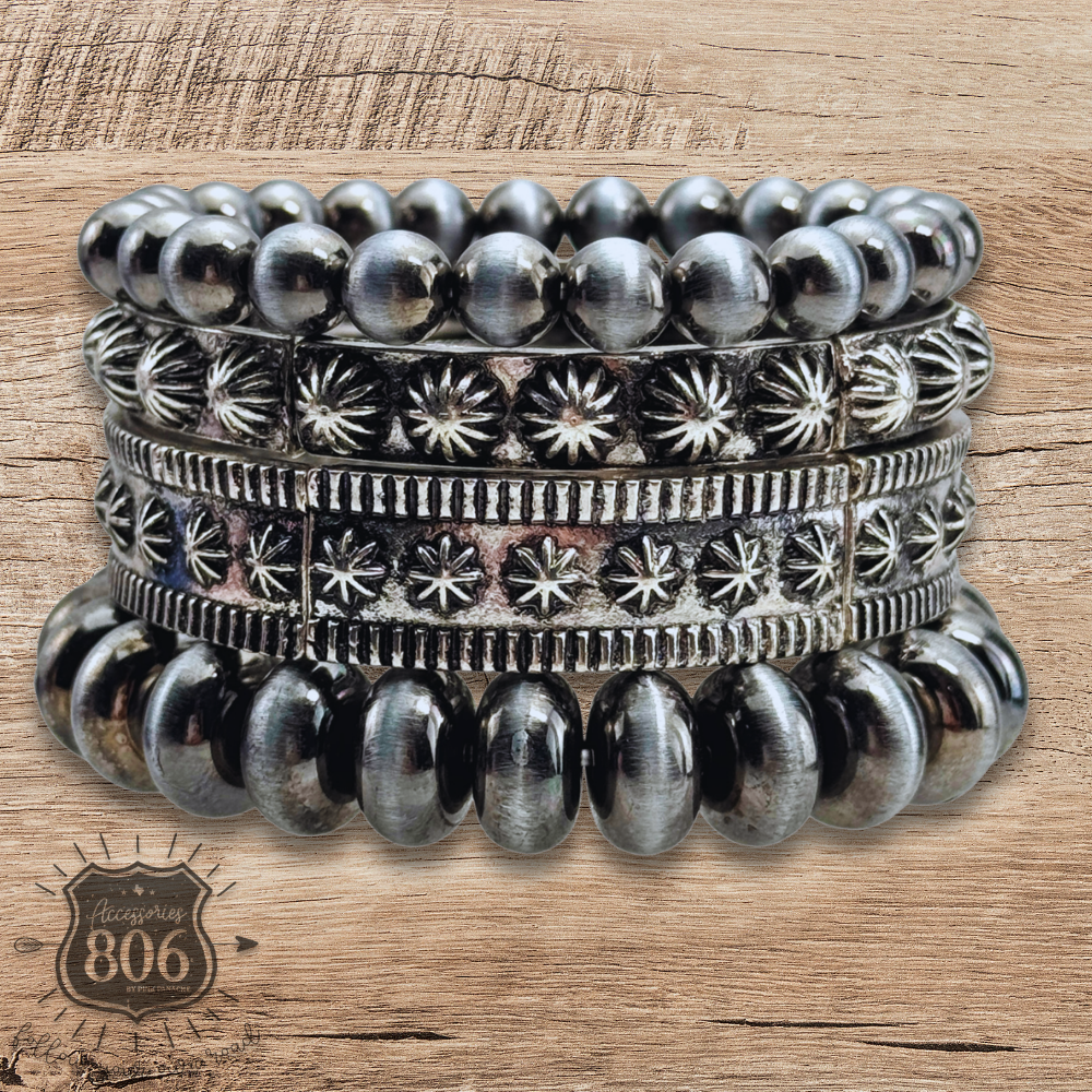 Silver cuff bracelet set