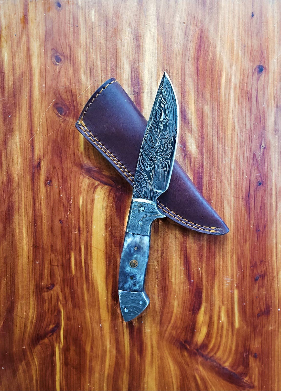 Damascus Steel full tang dyed Bone grip handle