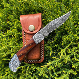Damascus Walnut Wood Pocket Knife