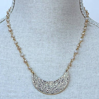 Wonder Woman Necklace in Gold