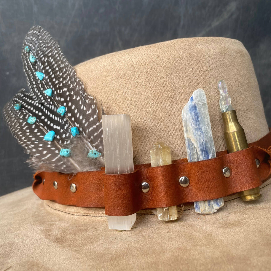 Spotted Guinea Hat Feather with Abalone