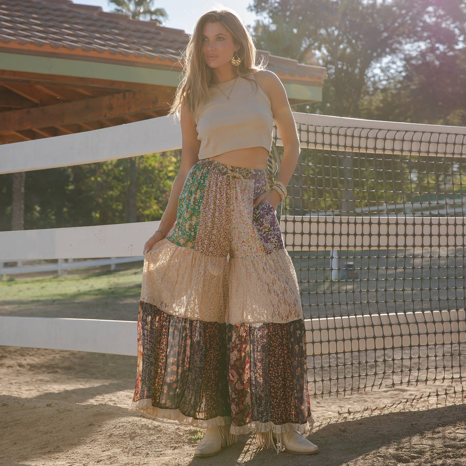 Boho Patchwork Print Tiered Lace Flare Pants (Wide Legs) 
