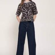 Short Sleeve Round Neck Leopard Jacquard Sweater Top