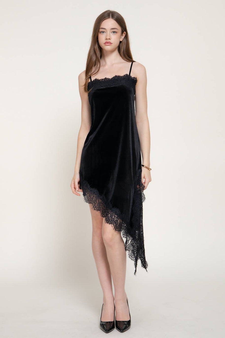 Straight Neck Lace Trim Asymmetrical Velvet Mini Dress