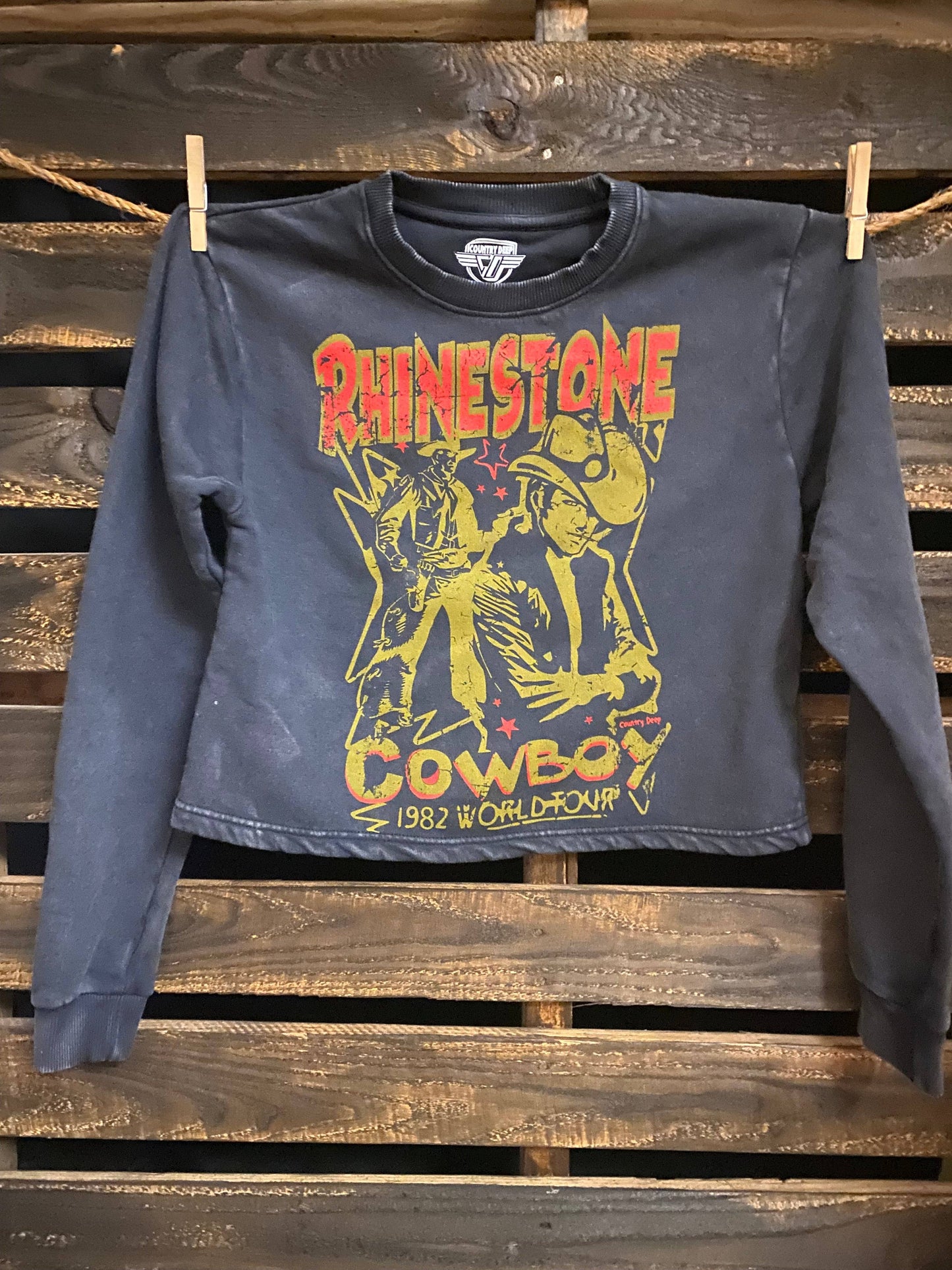 Rhinestone Cowboy 1982 World Tour Cropped Crew sweatshirt