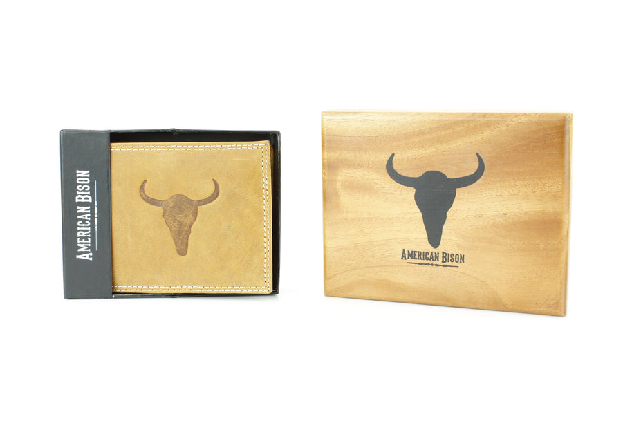 Men’s Bi-Fold Wallet with Bison Skull, Tan