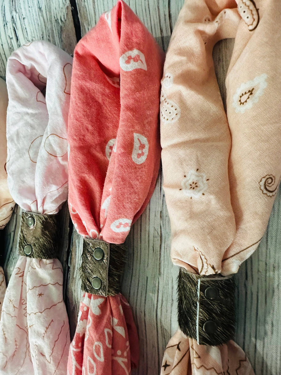 Pink Bandanas & Leather Slide