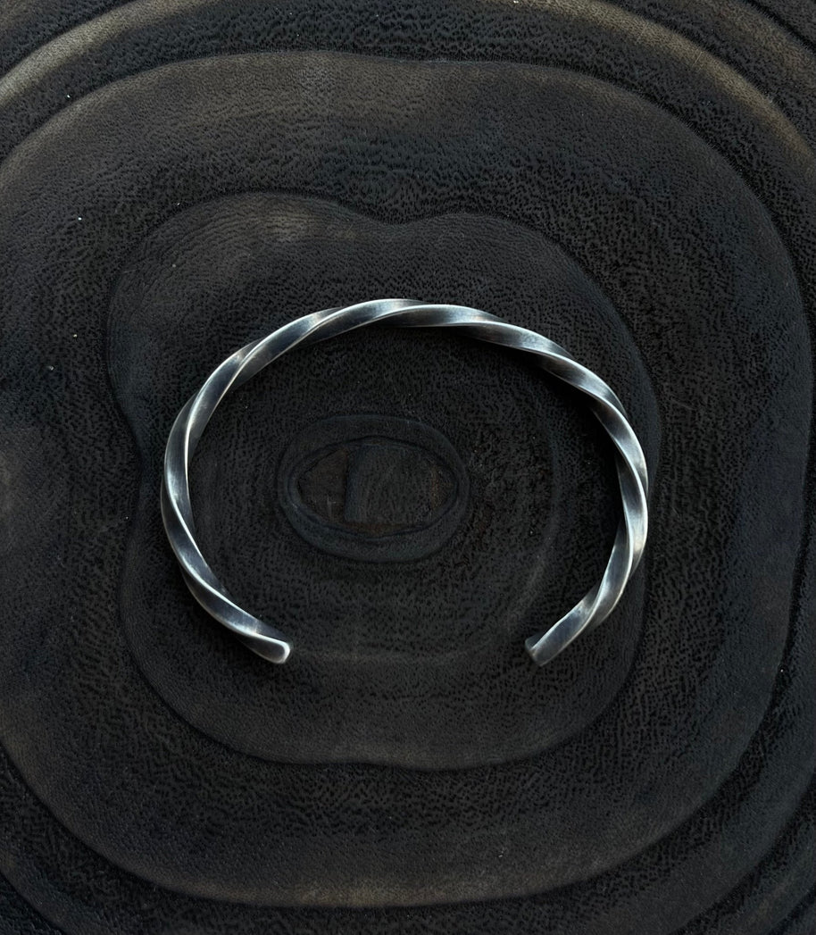 Twisted Bracelet - Handmade Unisex Cuff | Boles Silver
